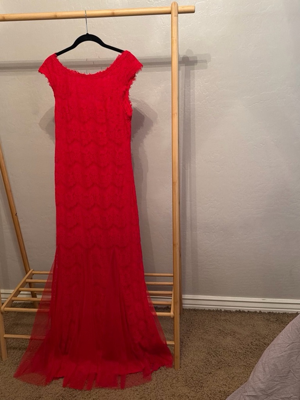 Betsy & Adam Red Lace Cap-Sleeve Maxi Gown